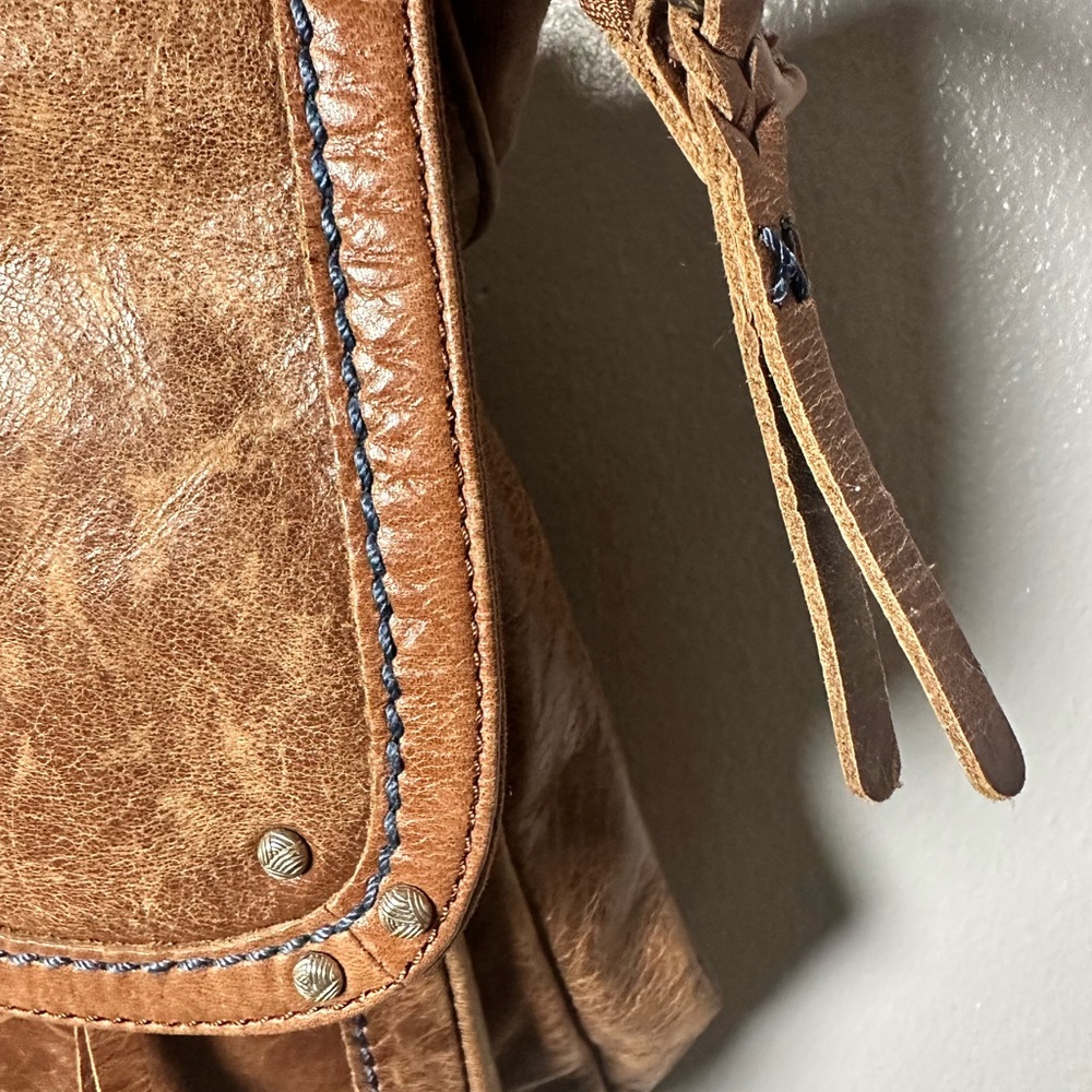 The Sak Distressed Brown Leather Shoulder Bag Convertible Backpack - Picture 6 of 7